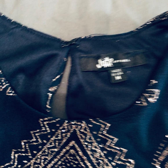 Dress - Picture 4 of 4